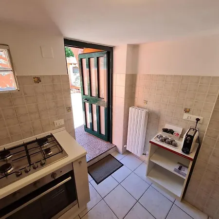 La Corte Del Castello - Aeroporto Delle Marche - Ancona Falconara Marittima