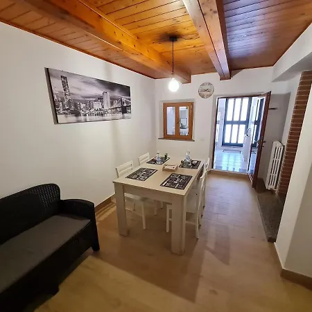 La Corte Del Castello - Aeroporto Delle Marche - Ancona فالكونارا ماريتيما