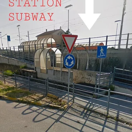 شقة La Corte Del Castello - Aeroporto Delle Marche - Ancona فالكونارا ماريتيما